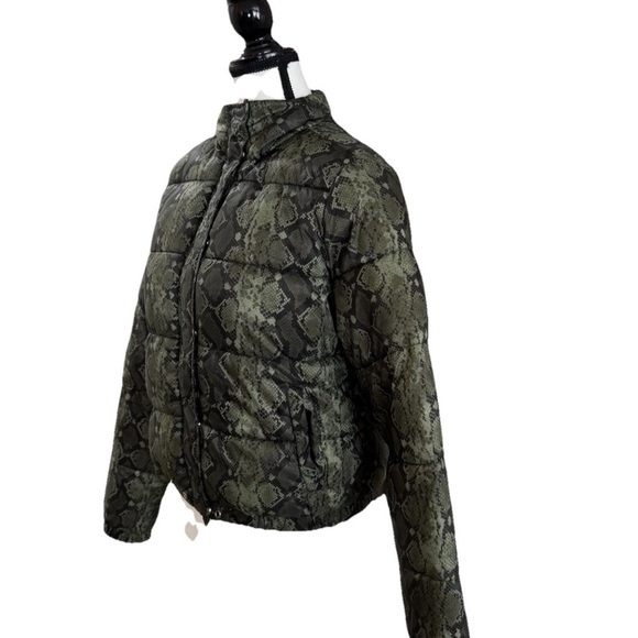 Ashley By 26 International Puffer Jacket Size S Green Snake Print Y2K Cropped - Picture 5 of 9